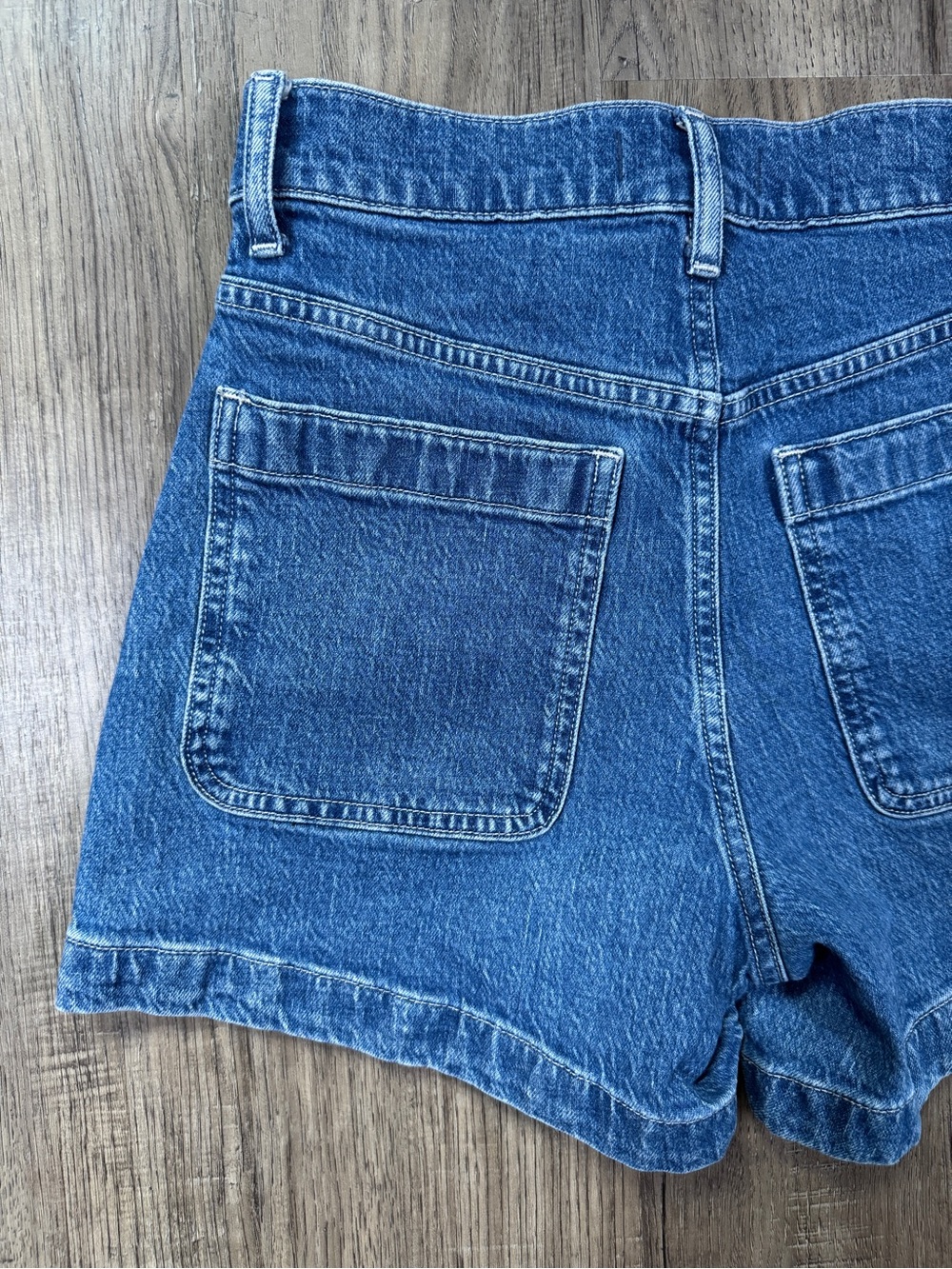 Madewell High-Rise Sailor Short Denim Patch Pocket Medium Wash Size 24 - Picture 13 of 13